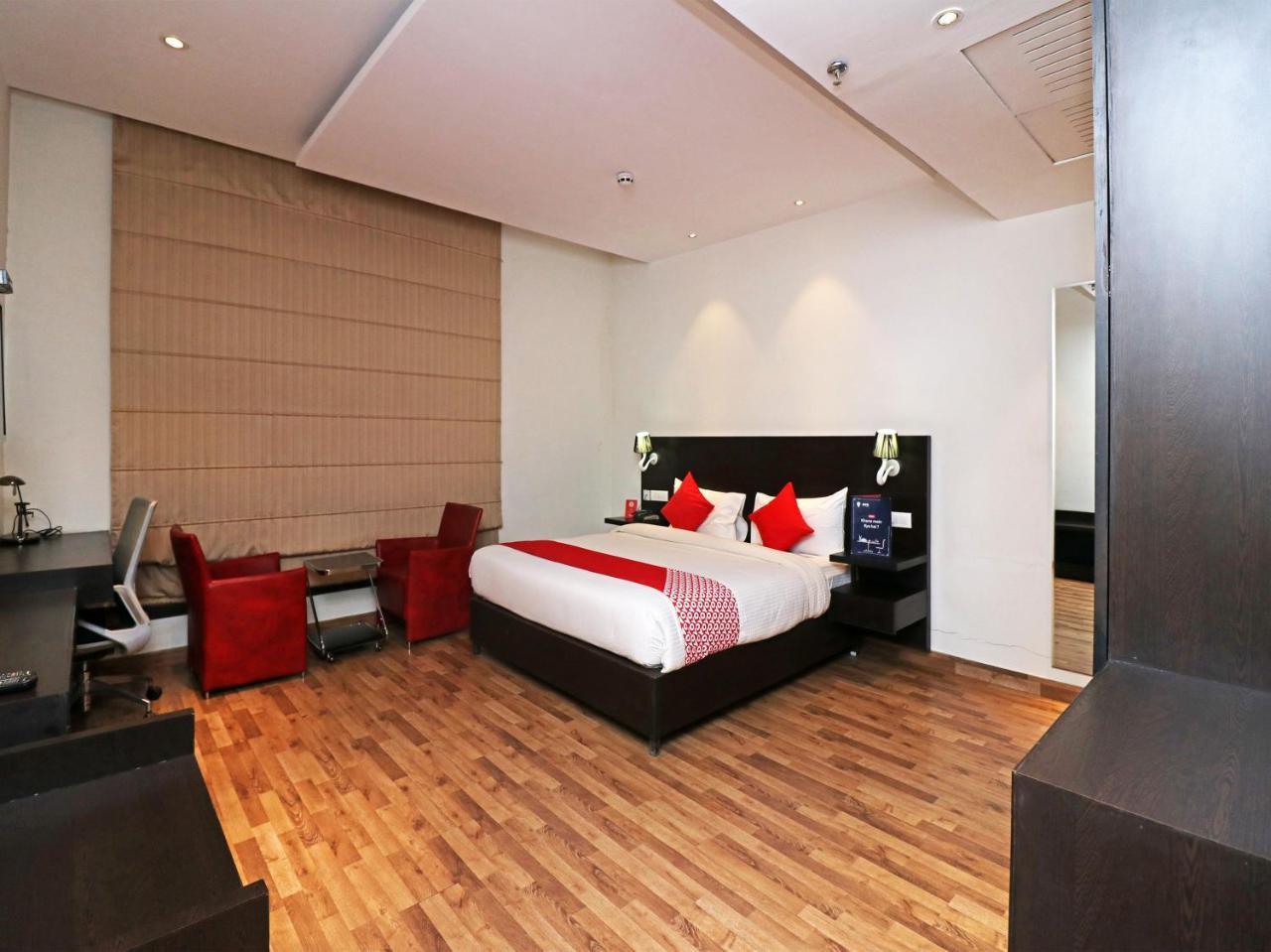 Bhiwadi Capital O 19296 Joy Inn & Suites מראה חיצוני תמונה